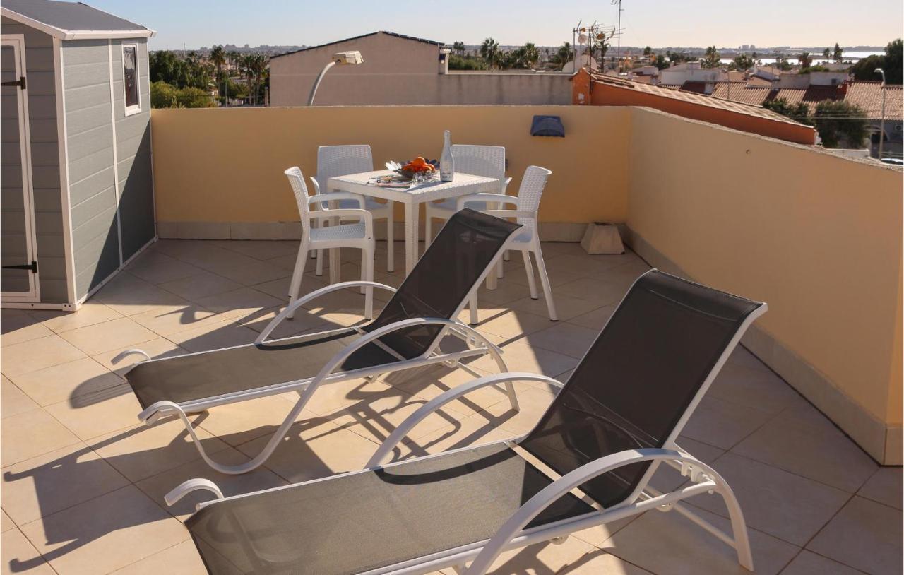 Stunning Apartment In Torrevieja Exterior foto